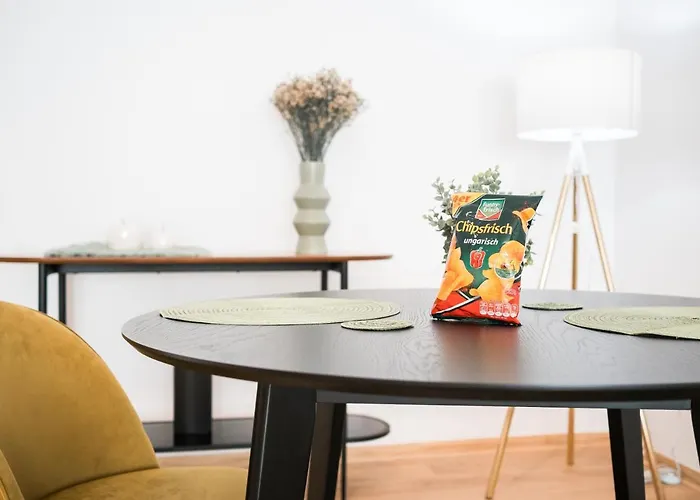 Ferienwohnung Fuer 2 Im Zentrum: Wifi Kueche Parken